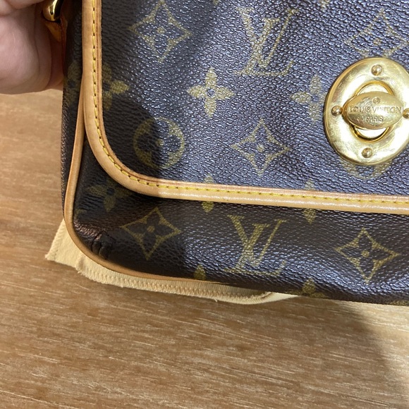 Louis Vuitton Tikal PM Shoulder Bag - Picture 16 of 16